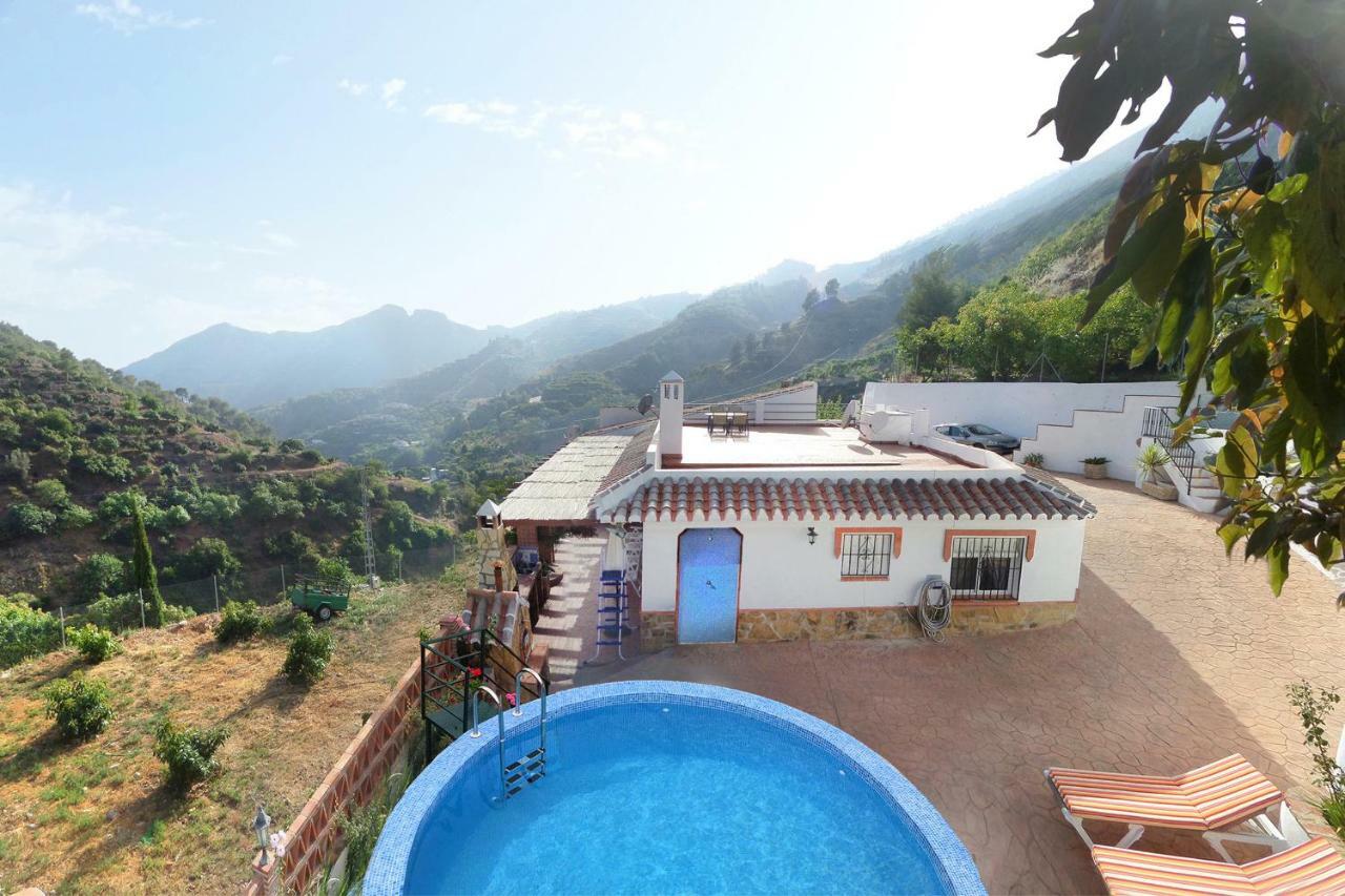 Villa Cortijo Luque à Nerja Extérieur photo
